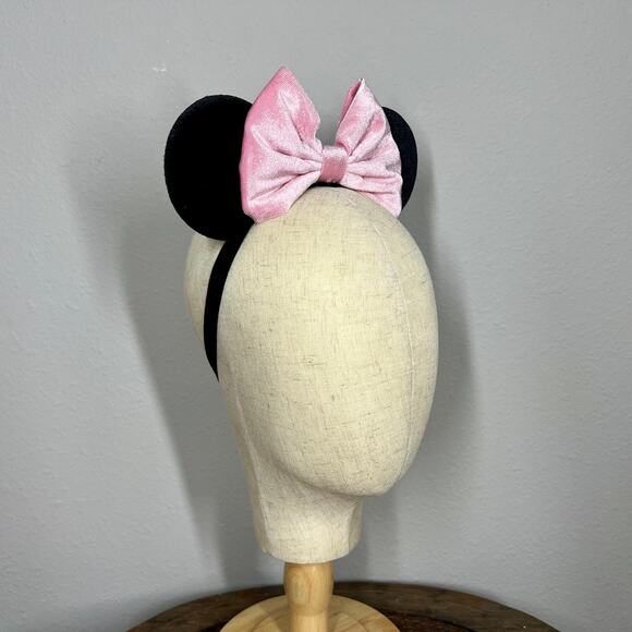 Classic Pink Velvet Elastic Minnie Ears | Disney-Inspired Adjustable Mouse Ears - Picture 5 of 5